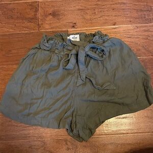 Hollister High Waist Olive Green Shorts